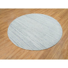 Load image into Gallery viewer, 8&#39;x8&#39; Ivory, Plain Modern Striae Design Soft Pile, Organic Wool Hand Loomed, Round Oriental Rug FWR392592
