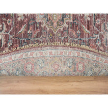 Load image into Gallery viewer, 8&#39;x8&#39; Light Burgundy, Vegetable Dyes, Soft Wool, Heriz Revival, Thick And Plush, Hand Knotted, Round Oriental Rug FWR393672