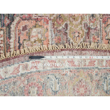 Load image into Gallery viewer, 8&#39;x8&#39; Light Burgundy, Vegetable Dyes, Soft Wool, Heriz Revival, Thick And Plush, Hand Knotted, Round Oriental Rug FWR393672