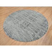 Load image into Gallery viewer, 10&#39;1&quot;x10&#39;1&quot; Dark Grey, Hand Spun Undyed Natural Wool, Hand Knotted, Modern Criss Cross Erased Design, Round Oriental Rug FWR393840