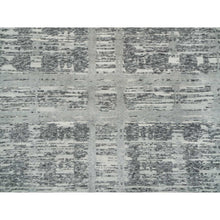 Load image into Gallery viewer, 10&#39;1&quot;x10&#39;1&quot; Dark Grey, Hand Spun Undyed Natural Wool, Hand Knotted, Modern Criss Cross Erased Design, Round Oriental Rug FWR393840