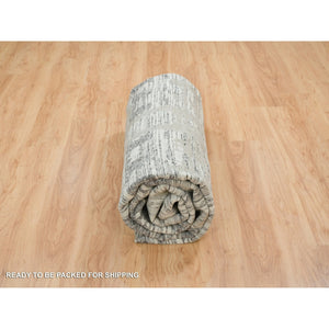 10'1"x10'1" Dark Grey, Hand Spun Undyed Natural Wool, Hand Knotted, Modern Criss Cross Erased Design, Round Oriental Rug FWR393840
