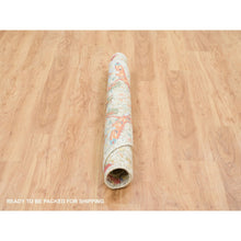 Load image into Gallery viewer, 5&#39;2&quot;x5&#39;2&quot; Tan, Hand Knotted, Dense Weave, Sickle Leaf Design, Soft And Lush, Silk With Textured Wool, Round Oriental RugFWR394170