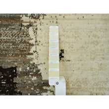 Load image into Gallery viewer, 4&#39;x6&#39; Parchment White, Lori Buft Gabbeh, Thick and Plush Soft Pile, 100 Percent Wool, Hand Knotted, Oriental Rug FWR394554