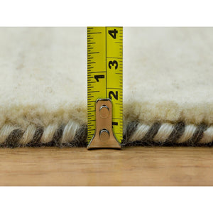 4'x6' Parchment White, Lori Buft Gabbeh, Thick and Plush Soft Pile, 100 Percent Wool, Hand Knotted, Oriental Rug FWR394554