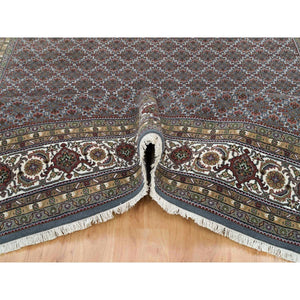 8'1"x10' Black Coral Gray, 175 Kpsi, Organic Wool, All Over Fish Herati Criss Cross Design, Hand Knotted, Oriental Rug FWR394752