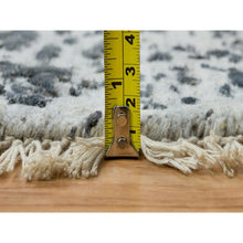 Load image into Gallery viewer, 6&#39;x6&#39; Ice Ice Gray, Wool And Silk, Broken And Erased Persian Design, Hand Knotted, Round Oriental Rug FWR394974