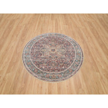Load image into Gallery viewer, 6&#39;x6&#39; Sangria Red, Natural Dyes, Hand Knotted, Pure Wool, Heriz Revival, Plush and Lush Pile, Round Oriental Rug FWR395160