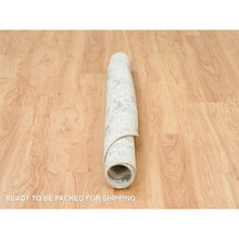 Load image into Gallery viewer, 5&#39;x5&#39; Ivory, Hand Knotted, Sickle Leaf Design, Soft Pile, Silk With Textured Wool, Round Oriental Rug FWR395604