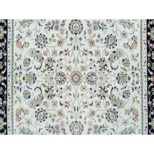 5'x7' Powder White, Nain with All Over Flower Design, 250 KPSI, Soft Wool, Hand Knotted, Oriental Rug FWR395832