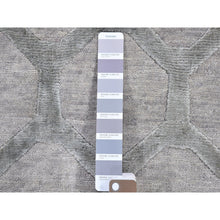 Load image into Gallery viewer, 2&#39;x3&#39; Light Gray Hi-low Modern Wool And Silk Mat Hand Knotted Oriental Rug FWR396984