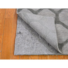 Load image into Gallery viewer, 2&#39;x3&#39; Light Gray Hi-low Modern Wool And Silk Mat Hand Knotted Oriental Rug FWR396984