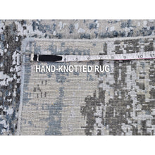 Load image into Gallery viewer, 3&#39;x5&#39; Swan White, 300 KPSI, Hand Spun New Zealand Wool, Kashan Design, Hand Knotted, Oriental Rug FWR548442