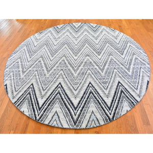 9'x9' Gray-blue Chevron Design Textured Wool And Pure Silk Hand Knotted Round Oriental Rug FWR400170