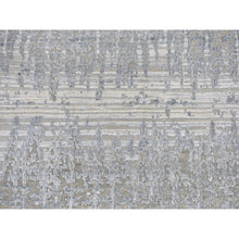 Load image into Gallery viewer, 12&#39;x12&#39; Cardiac Design With Pastel Colors Round Textured Wool And Pure Silk Hand Knotted Oriental Rug FWR400200