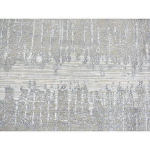 Load image into Gallery viewer, 10&#39;1&quot;x10&#39;1&quot; Cardiac Design With Pastel Colors Round Textured Wool And Pure Silk Hand Knotted Oriental Rug FWR400206