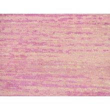 Load image into Gallery viewer, 9&#39;x9&#39; Pink Zero Pile Organic Wool Only Horizontal Ombre Design Hand Knotted Round Oriental Rug FWR400212