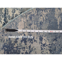 Load image into Gallery viewer, 6&#39;2&quot;x6&#39;2&quot; Round Abstract Design Wool And Pure Silk Blue Hand Knotted Denser Weave Oriental Rug FWR400302