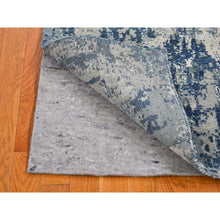 Load image into Gallery viewer, 3&#39;x5&#39;3&quot; Blue Oceanic Abstract Design Hi-low Pile Wool And Pure Silk Denser Weave Hand Knotted Oriental Rug FWR400620