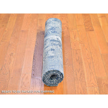 Load image into Gallery viewer, 3&#39;x5&#39;3&quot; Blue Oceanic Abstract Design Hi-low Pile Wool And Pure Silk Denser Weave Hand Knotted Oriental Rug FWR400620