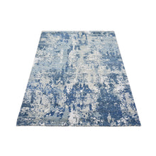 Load image into Gallery viewer, 3&#39;1&quot;x5&#39;1&quot; Blue Oceanic Abstract Design Hi-low Pile Wool and Pure Silk Denser Weave Hand Knotted Oriental Rug FWR400890
