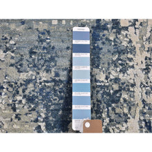 Load image into Gallery viewer, 3&#39;1&quot;x5&#39;1&quot; Blue Oceanic Abstract Design Hi-low Pile Wool and Pure Silk Denser Weave Hand Knotted Oriental Rug FWR400890