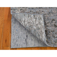 Load image into Gallery viewer, 3&#39;1&quot;x5&#39;1&quot; Silver Abstract Design Wool Denser Weave Persian Knot Hand Knotted Oriental Rug FWR400914