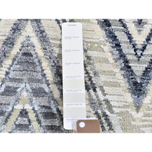 Load image into Gallery viewer, 9&#39;1&quot;x12&#39;3&quot; Ivory Chevron Design Textured Wool And Pure Silk Hand Knotted Modern Oriental Rug FWR401058
