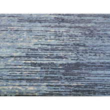 Load image into Gallery viewer, 8&#39;1&quot;x8&#39;1&quot; Pure Wool Horizontal Ombre Design Blue Oceanic Hand Knotted Square Oriental Rug FWR401106