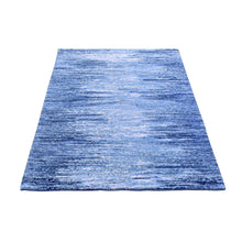 Load image into Gallery viewer, 3&#39;x5&#39;2&quot; Blue Oceanic Zero Pile Pure Wool Horizontal Ombre Design Hand Knotted Scatter Size Oriental Rug FWR401142
