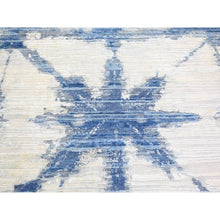 Load image into Gallery viewer, 6&#39;1&quot;x9&#39;1&quot; Blue And White Extremely Durable Modern Hand Knotted Pure Silk And Textured Wool Oriental Rug FWR401742