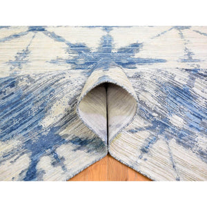 6'1"x9'1" Blue And White Extremely Durable Modern Hand Knotted Pure Silk And Textured Wool Oriental Rug FWR401742