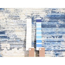 Load image into Gallery viewer, 6&#39;1&quot;x9&#39;1&quot; Blue And White Extremely Durable Modern Hand Knotted Pure Silk And Textured Wool Oriental Rug FWR401742