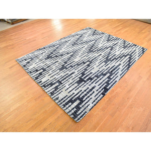 8'x10'1" Zig Zag Design Black And White Pure Silk And Textured Wool Extremely Durable Oriental Rug FWR401748