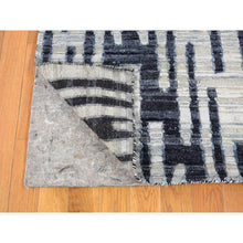 Load image into Gallery viewer, 8&#39;x10&#39;1&quot; Zig Zag Design Black And White Pure Silk And Textured Wool Extremely Durable Oriental Rug FWR401748