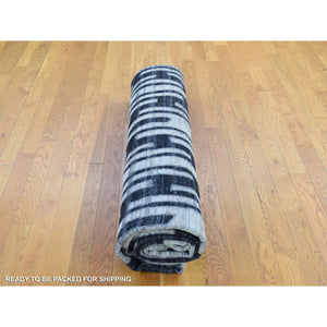 8'x10'1" Zig Zag Design Black And White Pure Silk And Textured Wool Extremely Durable Oriental Rug FWR401748