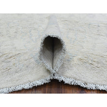 Load image into Gallery viewer, 7&#39;10&quot;x7&#39;10&quot; Ivory, White Wash Peshawar Natural Dyes, Soft And Shiny Wool Hand Knotted, Round Oriental Rug FWR437286