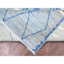Load image into Gallery viewer, 8&#39;9&quot;x11&#39;6&quot; Goose Gray, Boujaad Moroccan Berber Design Vegetable Dyes, Natural Wool Hand Knotted, Oriental Rug FWR440850