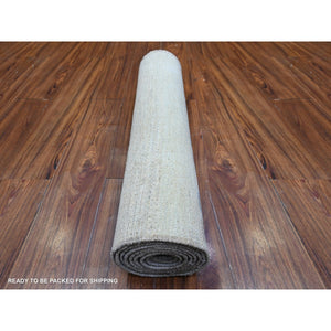 2'8"x9'5" Pastel Gray, Fine Kashkuli Gabbeh, Hand Knotted, Soft and Shiny Wool, Natural Dyes, Runner Oriental Rug FWR448128