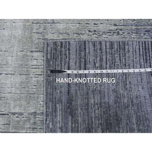 4'x6' Hand Knotted Gray Vertical Ombre Design Pure Silk with Textured Wool Oriental Rug FWR450168