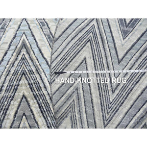 6'x6' Round Chevron Design Modern Textured Wool And Pure Silk Hand Knotted Ivory Oriental Rug FWR450174