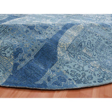 Load image into Gallery viewer, 12&#39;1&#39;x12&#39;1&quot; Blue Hand Knotted Jewellery Design With Soft Colors Wool And Pure Silk Round Oriental Rug FWR450540