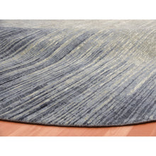 Load image into Gallery viewer, 12&#39;1&quot;x12&#39;2&quot; Gray and Black Hand Knotted Modern Ombre Design Densely woven Pure Wool Round Oriental Rug FWR450714