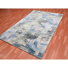 Load image into Gallery viewer, 6&#39;x9&#39; The Intertwined Passage, Hand Knotted, Silk With Textured Wool, Oriental Rug FWR450768