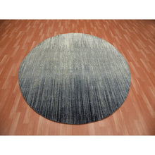 Load image into Gallery viewer, 7&#39;x7&#39;2&quot; Gray And Black Densely Woven Hand Knotted Modern Ombre Design Pure Wool Round Oriental Rug FWR450882