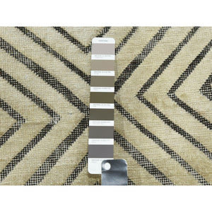 9'10"x14'1" Ivory, Hand Knotted Modern Roman Key Design, Pure Raised Silk with Textured Oxidized Wool, Oriental Rug FWR451320