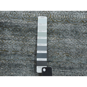 8'10"x8'10" Gray, Plant Based Silk, Transitional Design Raised Pattern Hand Knotted, Square Oriental Rug FWR451338