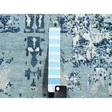 Load image into Gallery viewer, 9&#39;x9&#39; Oceanic Blue, Hand Knotted Abstract Design, Hi-low Pile Pure Silk And Wool, Round Oriental Rug FWR451758