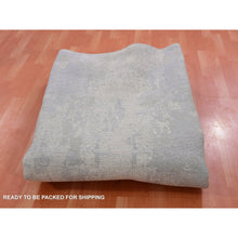 Load image into Gallery viewer, 10&#39;x10&#39; Pike&#39;s Peak Gray, Modern Abstract Design, Wool And Silk, Vibrant Colors, Hand Knotted, Square Oriental Rug FWR452034
