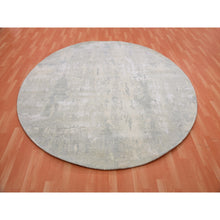 Load image into Gallery viewer, 8&#39;x8&#39; Stardew Gray, Wool And Silk Hand Knotted, Modern Abstract Design With Vibrant Colors, Round Oriental Rug FWR452070
